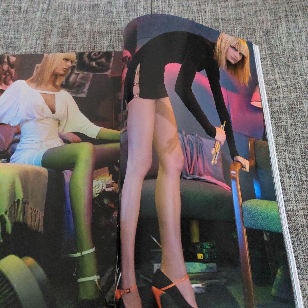 vogue　feb 2001 Karolina Kurkova