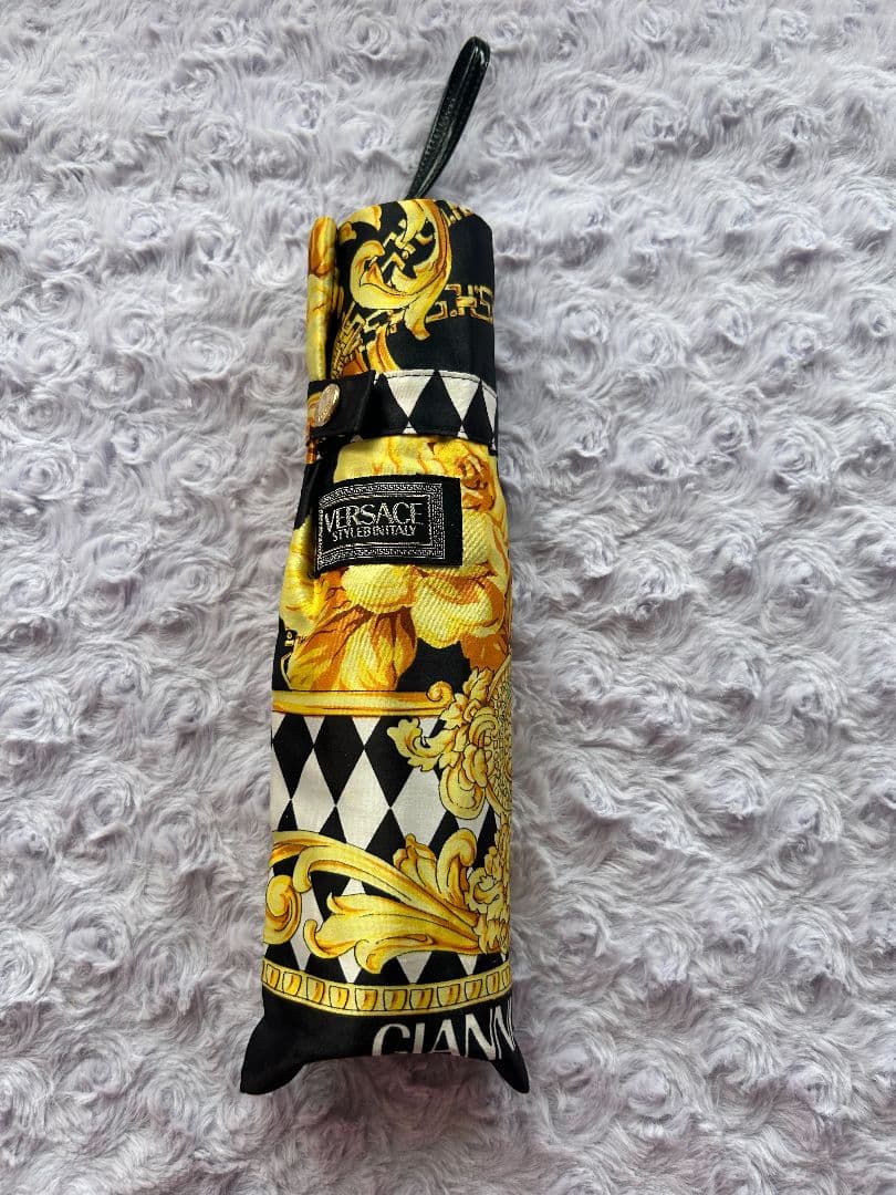 VERSACE 折りたたみ傘 カバー付　ブラック ベルサーチ