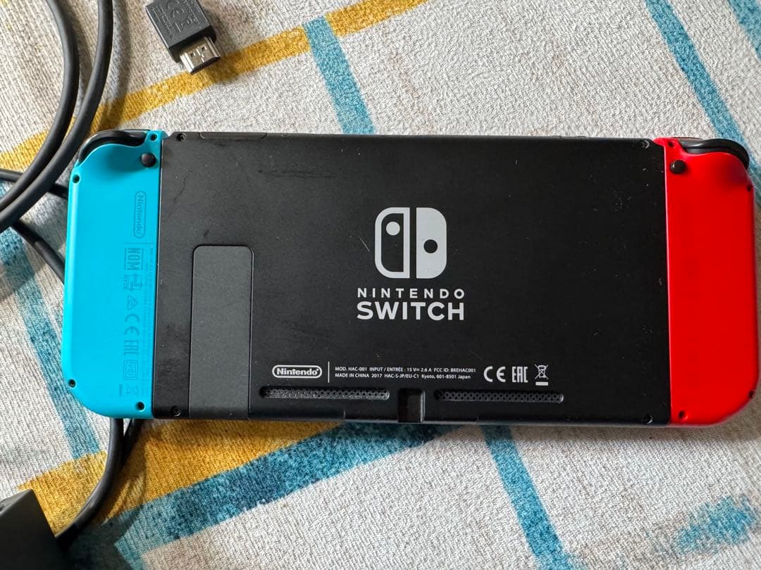 Nintendo Switch 本体 赤/青 Joy-Con付き(一部問題あり)