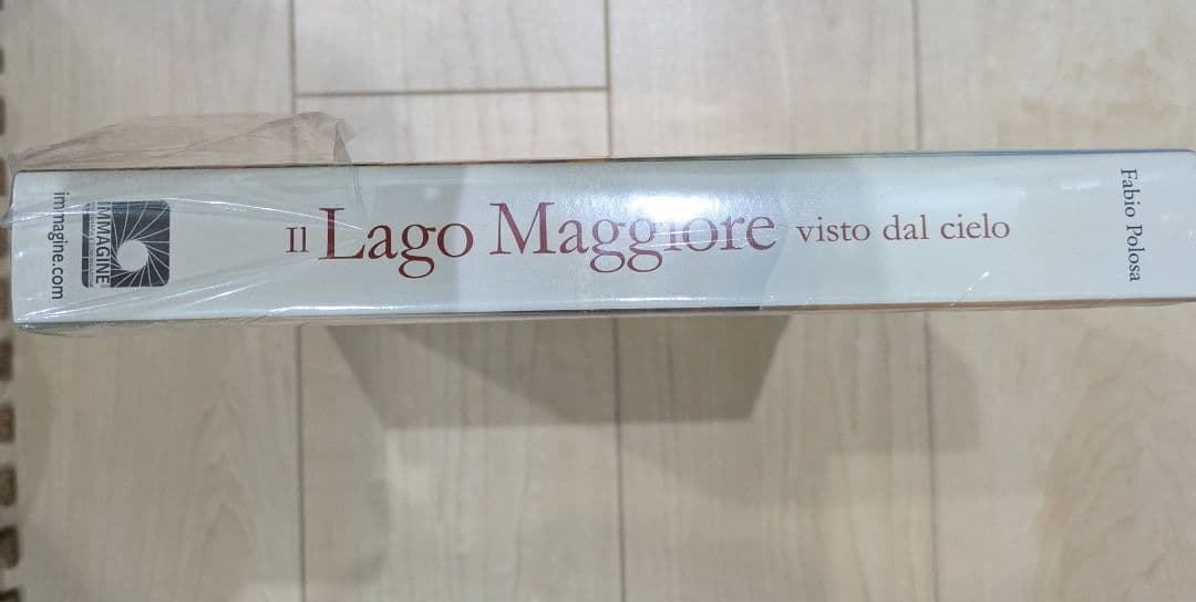 Il Lago Maggiore visito dal cielo 伊語・英語版