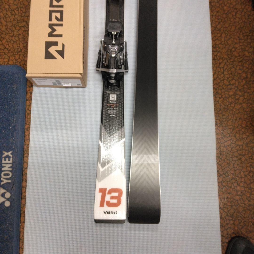 Völkl RACETIGER SC（白色）、165cm、金具付、未使用・新品