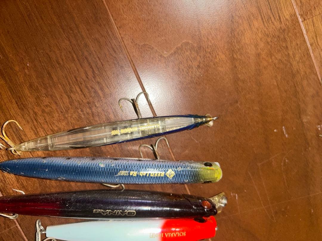 【お買い得 更に値下げ】シーバスミノー 16個セット　※1個438円‼️