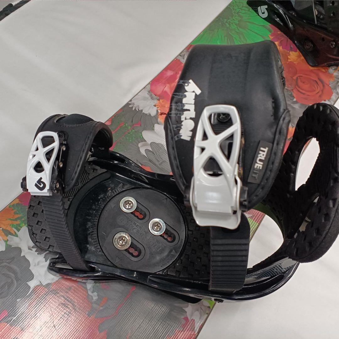 レディース BURTON SOCIAL 142cm 花柄 スノボバイン バートン