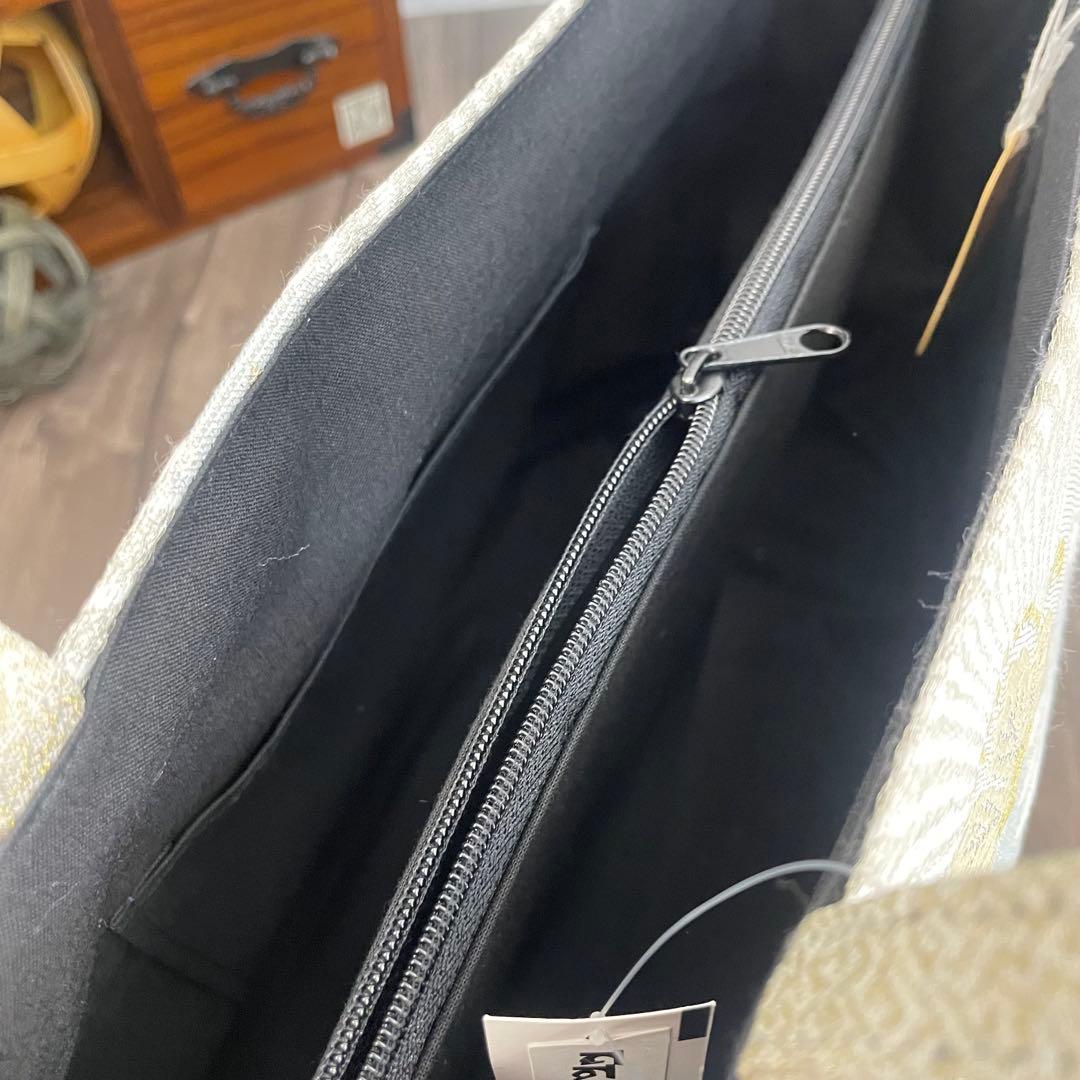 ☆2637 SALE❣️✨西陣帯地使用✨大容量手提げバッグ　新品