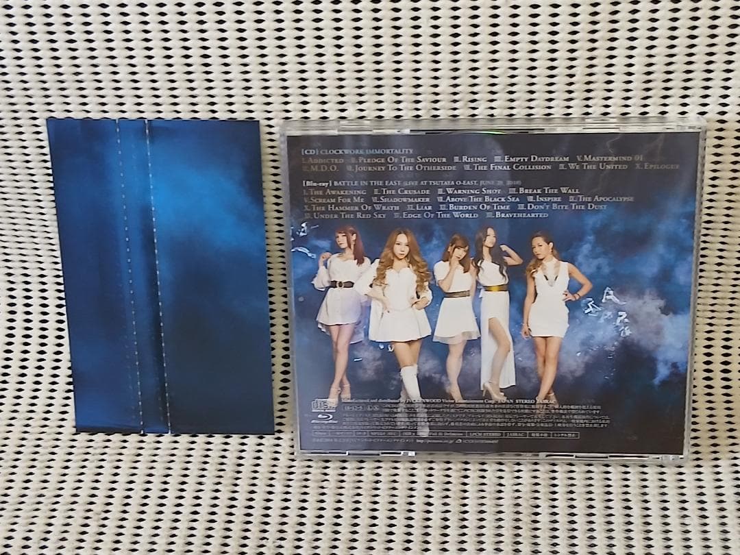 LOVEBITES / クロックワーク・イモータリティBlu-ray付き　限定A