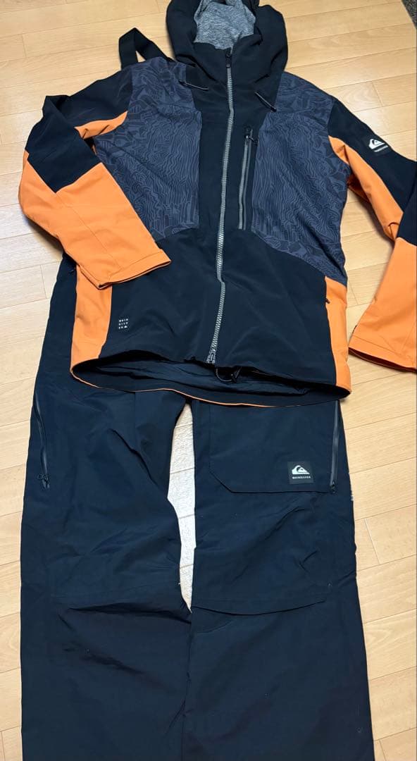 【QUIKSILVER】HIGHLINE 上下セットsize:XS 【SALE】