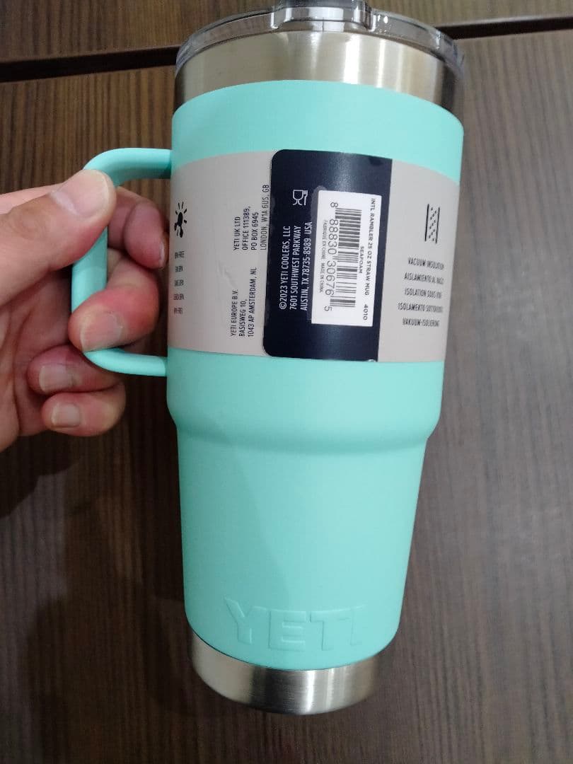 ☆YETI Rambler 25 oz☆ストロー付き ブラックマグ新品未使用品