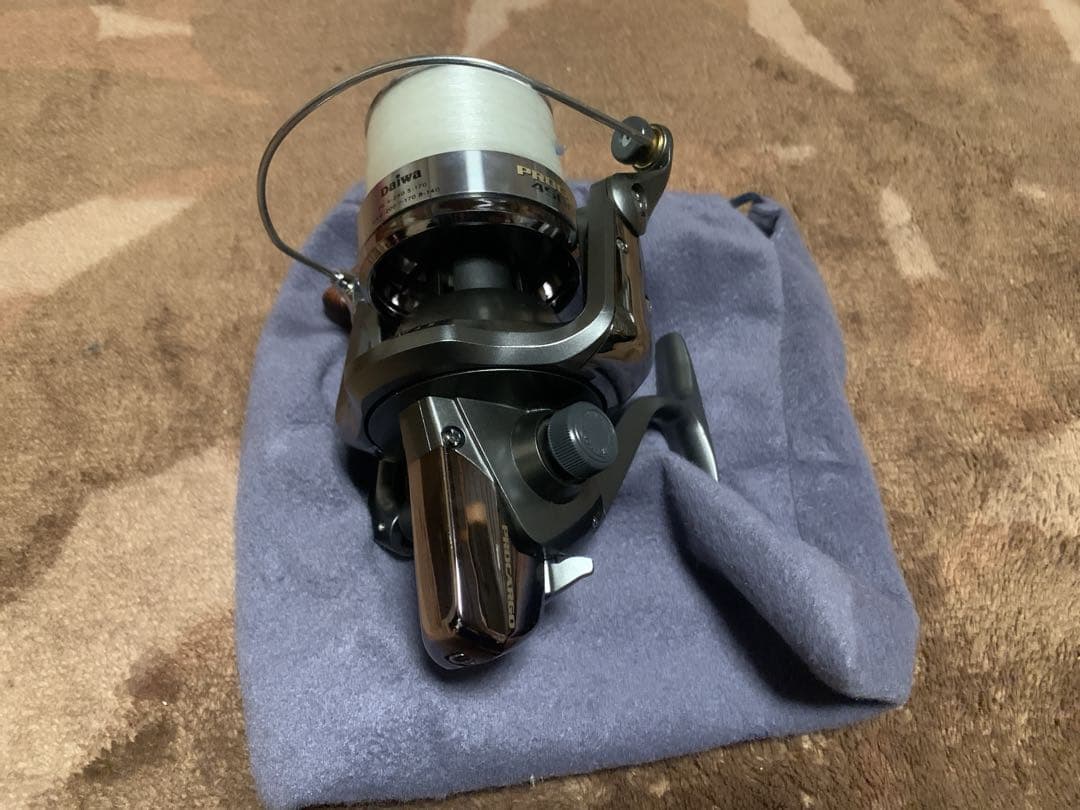 ダイワ　遠投カゴ釣り用リール　プロカーゴ4500遠投 DAIWA