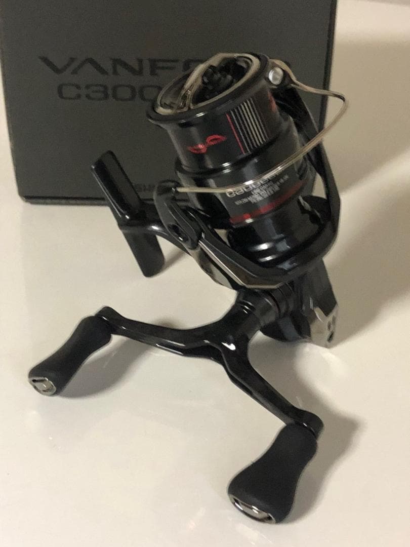 新品　シマノ(SHIMANO) 24ヴァンフォード C3000SDH