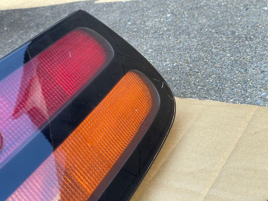 カ*ズ様 フェアレディ z32 テールランプ ガーニッシュ