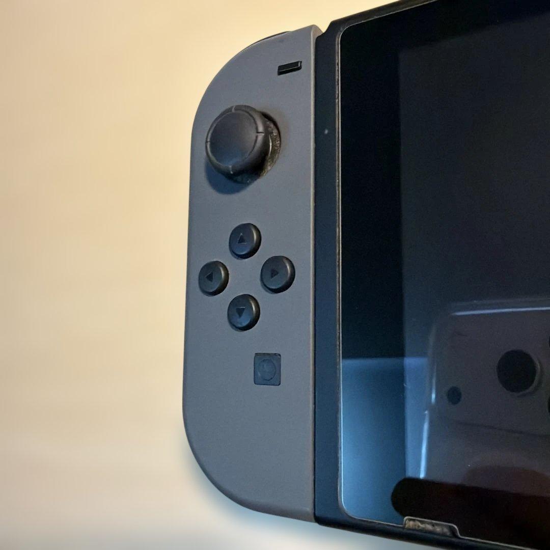 ニンテンドースイッチ　箱・付属品・ケース付き
