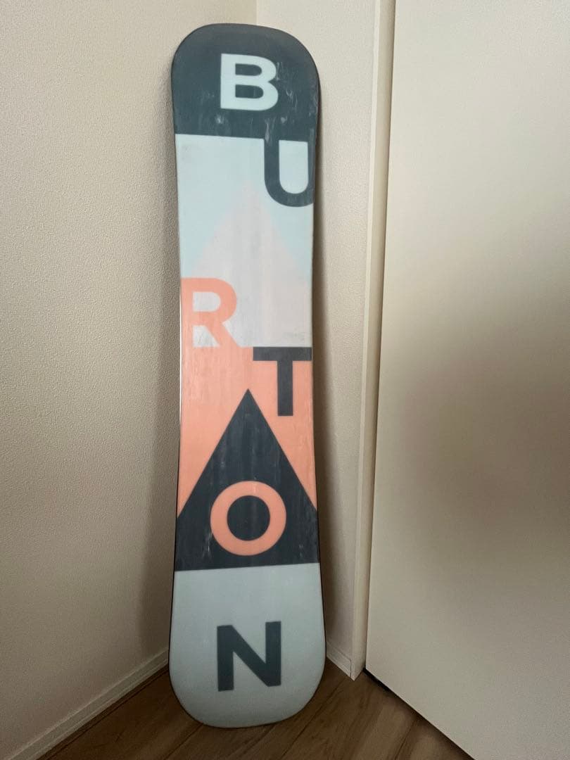 【BURTON】YEASAYER レディース スノーボード 板 バートン 初心者