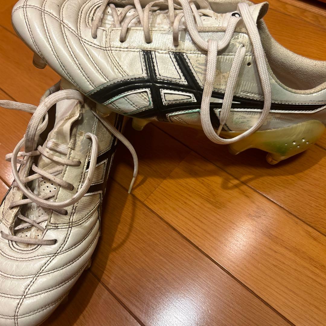 サッカースパイクアシックス DS LIGHT X-FLY3 取り替え式スパイク