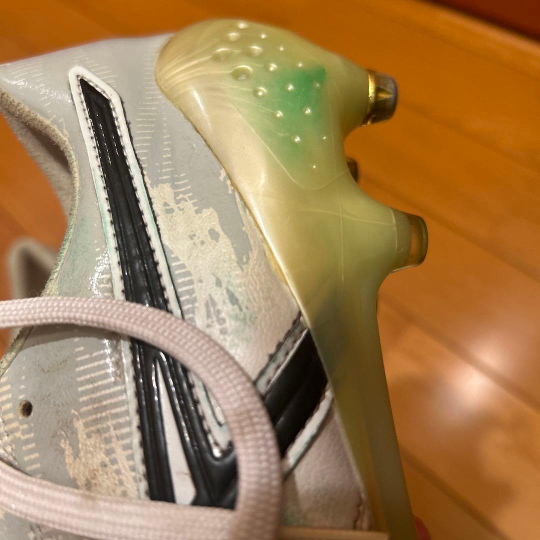サッカースパイクアシックス DS LIGHT X-FLY3 取り替え式スパイク