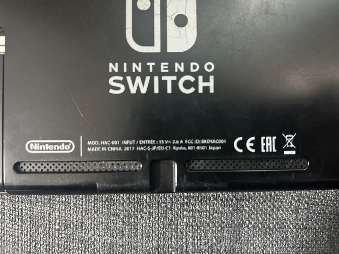 【初期化済み】Nintendo Switch 本体のみ