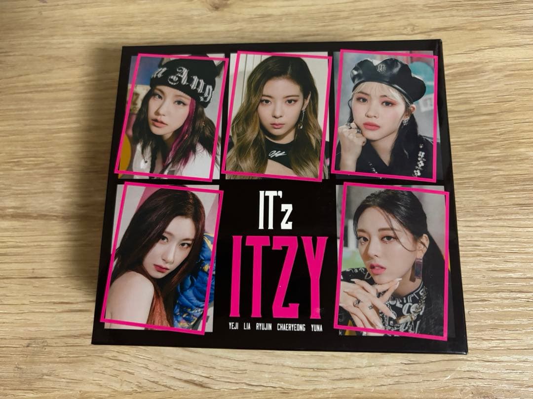 It'z itzy アルバム　トレカ