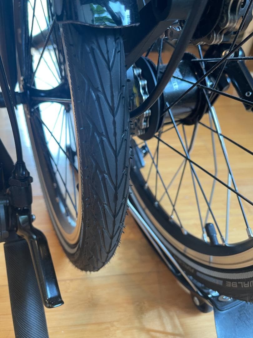 【ほぼ新品】BROMPTON C Line M6L ブラックラッカー／試乗のみ