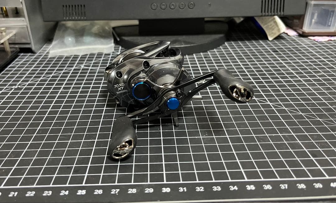 ☆未使用☆ シマノ ／22 SLX DC XT 70XG 8.1右