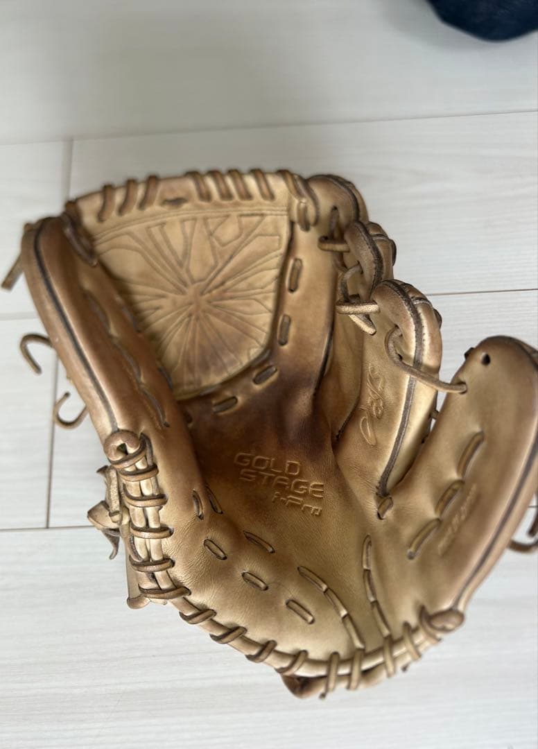 硬式グローブ キャメル　投手用　高校野球対応　箱と袋付き