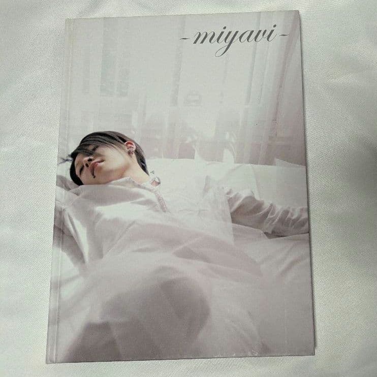 雅-miyavi-　写真集　ジュ・ヴ・スエット・アン・ボン・アニヴェルセール