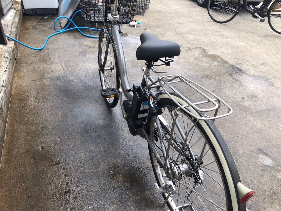 ブリヂストン新機種電動アシスト自転車アシスタ26インチグレーアルミボディー