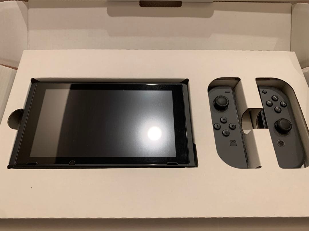 Nintendo Switch本体グレー