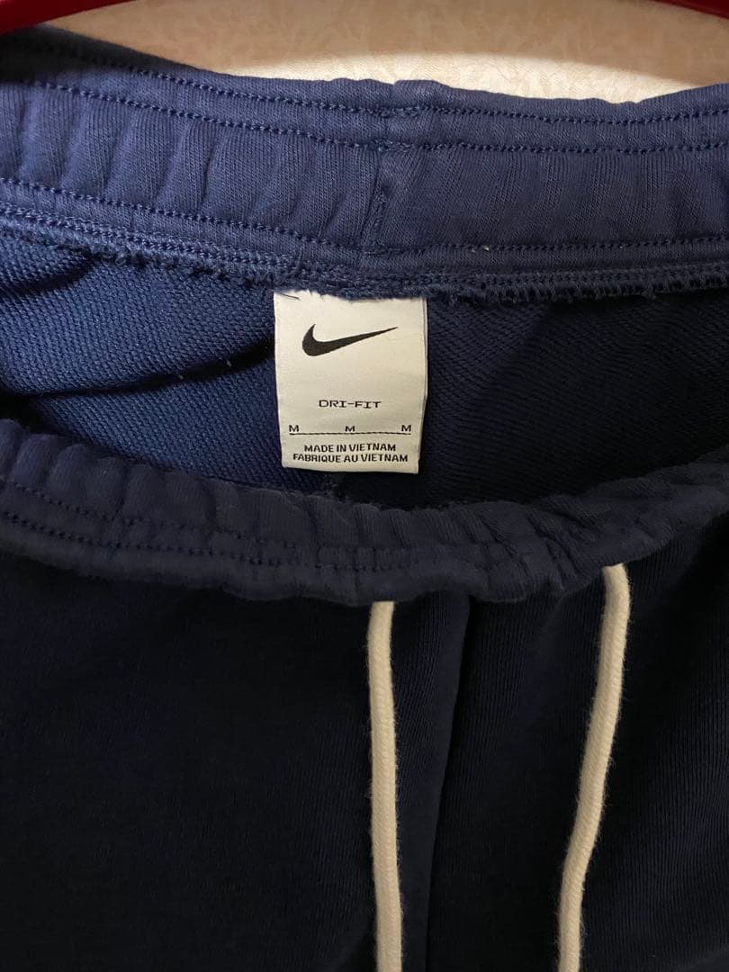 週末限定値下げ　NIKE パリサンジェルマン　スウェットパンツ　Mサイズ