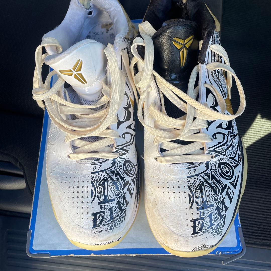 Kobe 5プロトロ　　コービー 5