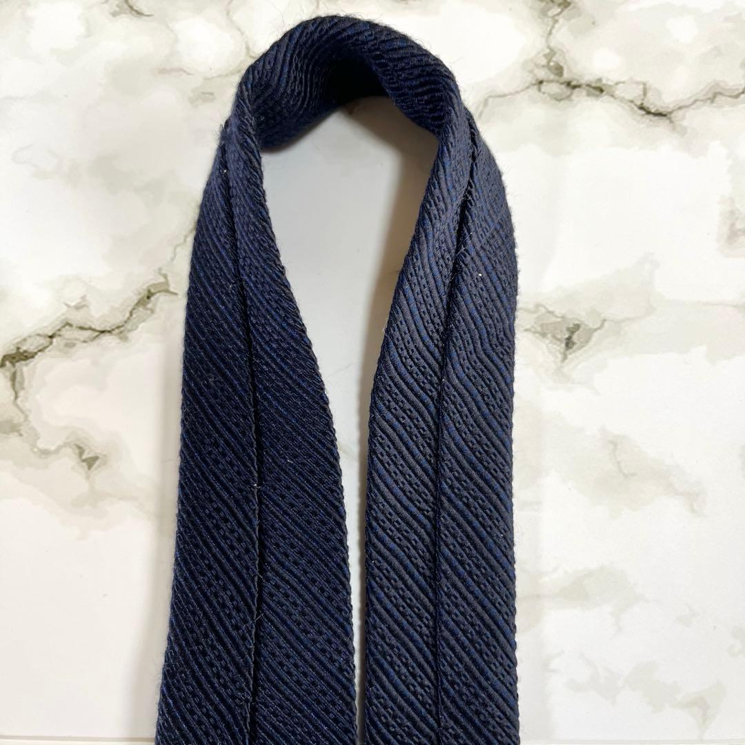 美品✨　GUCCI グッチ　ネイビー　ソリッド　ジャガード　ネクタイ