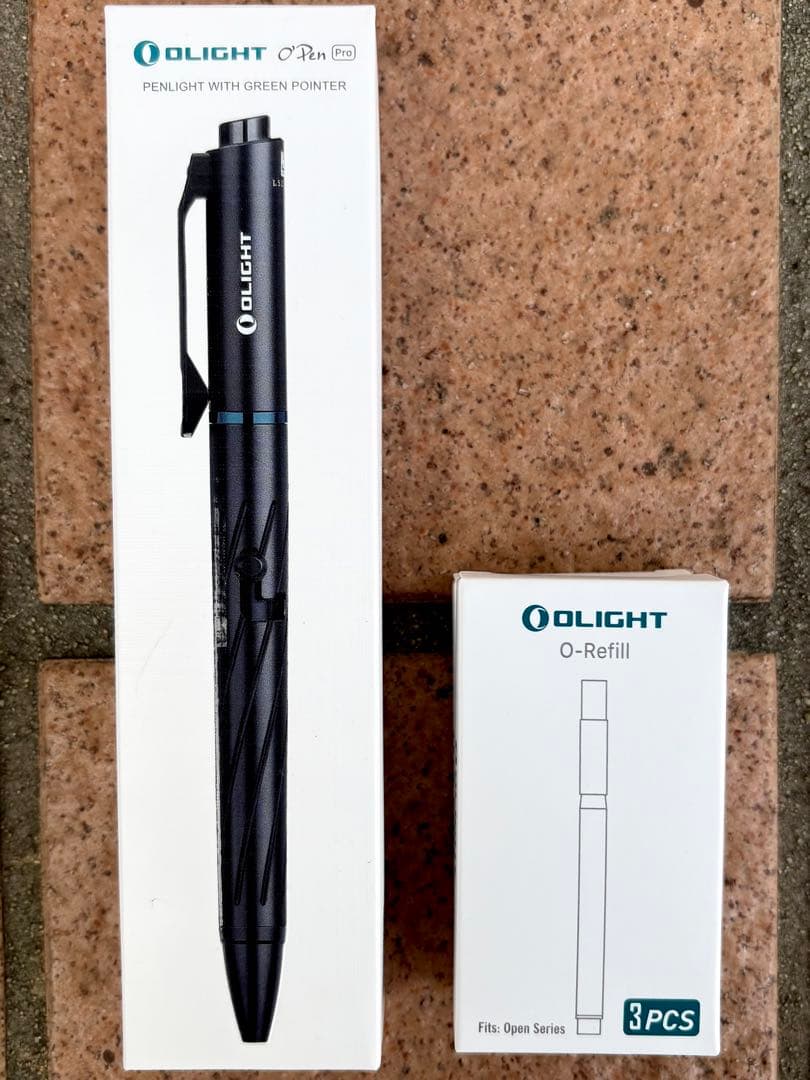 OLIGHT Open Pro LEDペンライト リフィル3本付　ブラック