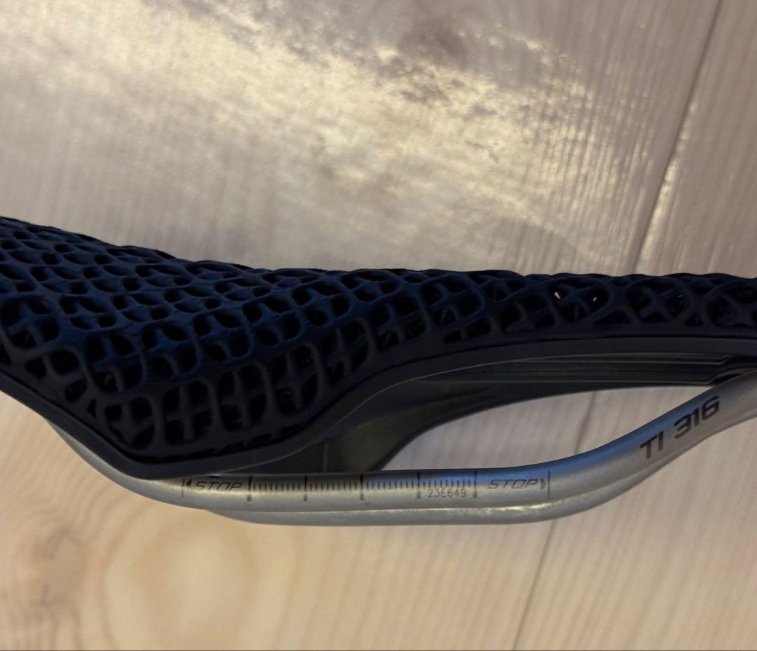 セラ イタリア SLR BOOST 3D Ti316 S サドル 130mm