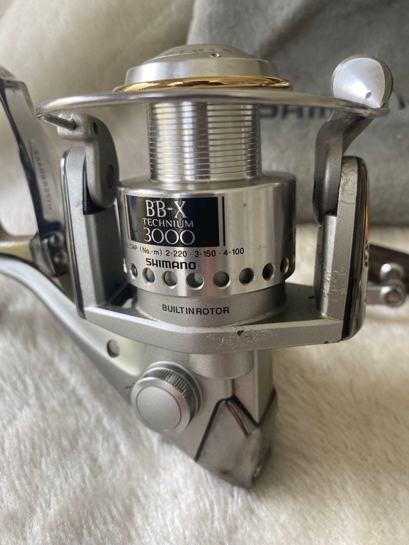 シマノ　BB-X TECHNIUN3000 グレックス　ウキ3個