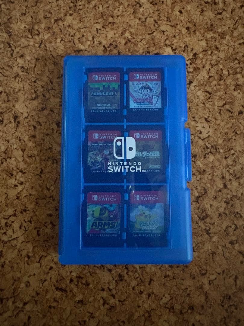 【フナスキン】【カセット入れ付】Nintendo Switch カセット