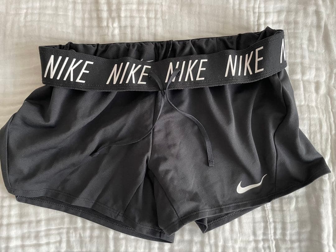 トレーニングウェアセット　NIKE forever21