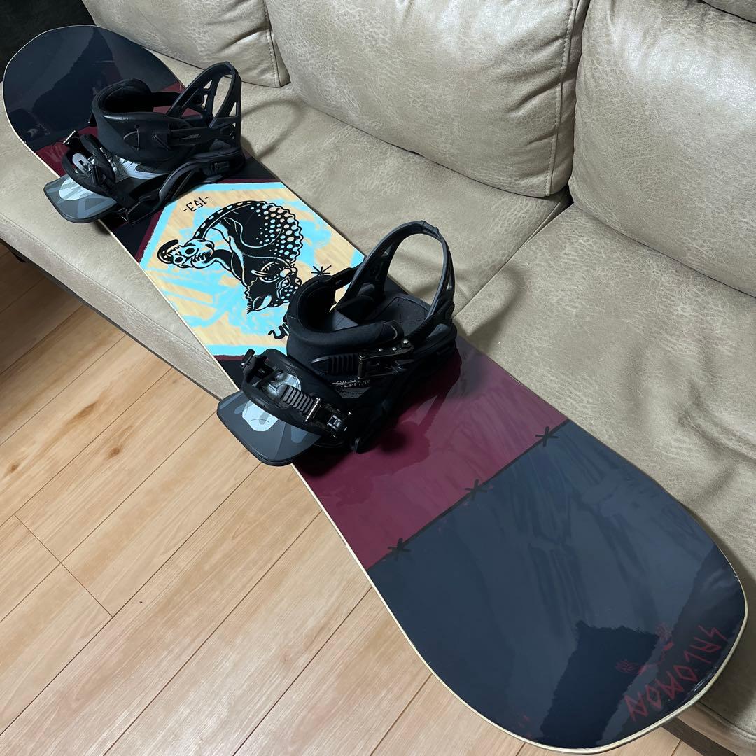 SALOMON ASSASSIN 153× SALOMON DISTRICT M