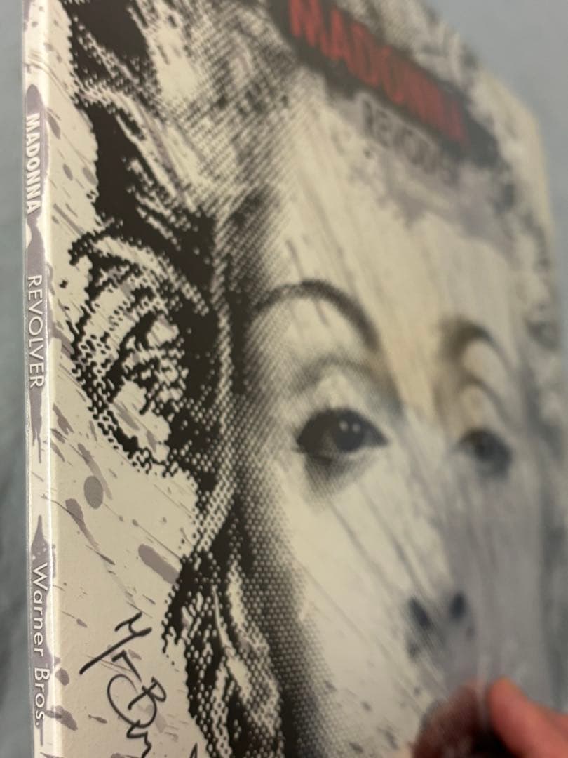 マドンナ MADONNA REVOLVER (Remixes)