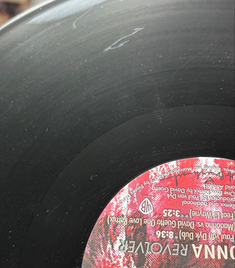 マドンナ MADONNA REVOLVER (Remixes)