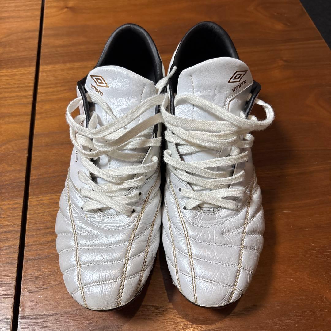 umbro アクセレイタープロ　サッカーシューズ