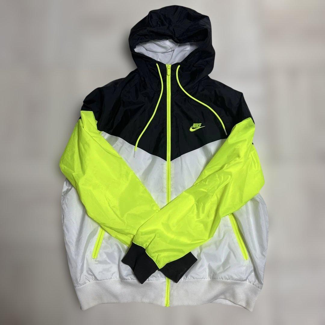⚫︎NIKE ウィンドランナー フーディ ジャケット 103WHITE/VOLT