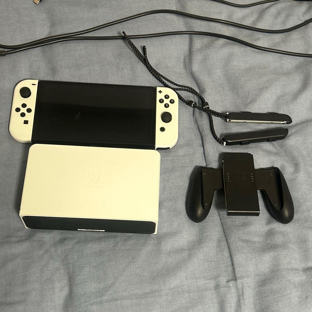 Nintendo Switch 本体 【美品】傷汚れなし カセット付き