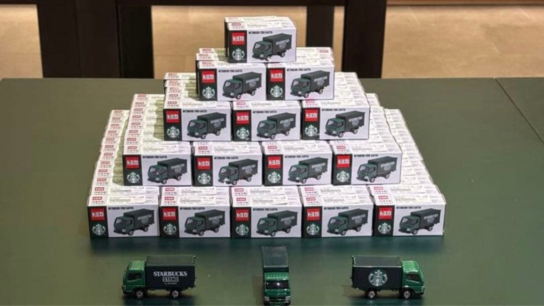ミニカー STARBUCKS STAND by BEAMS TOMICA green