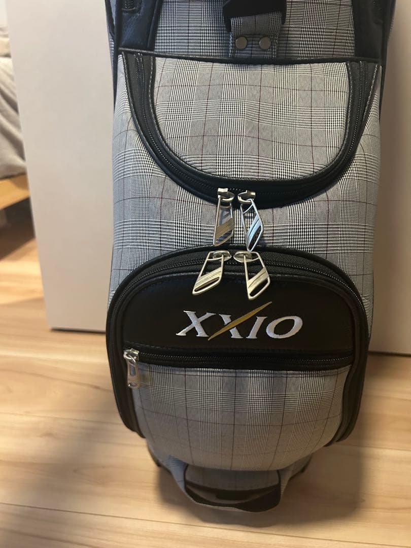 XXIO ゴルフバッグ チェック柄