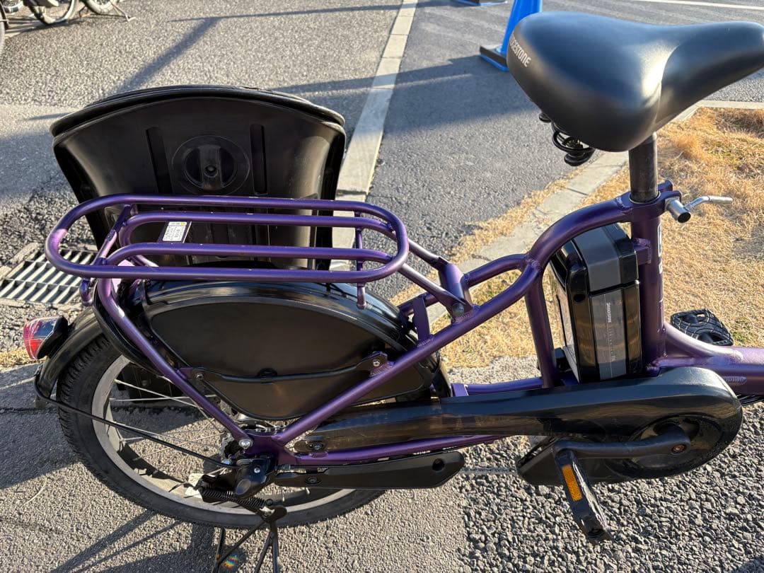 中古20㌅YAMAHA電動アシスト自転車　8.9Ah 大阪　028