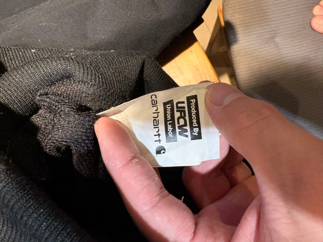 Carhartt ブラック アクティブジャケット