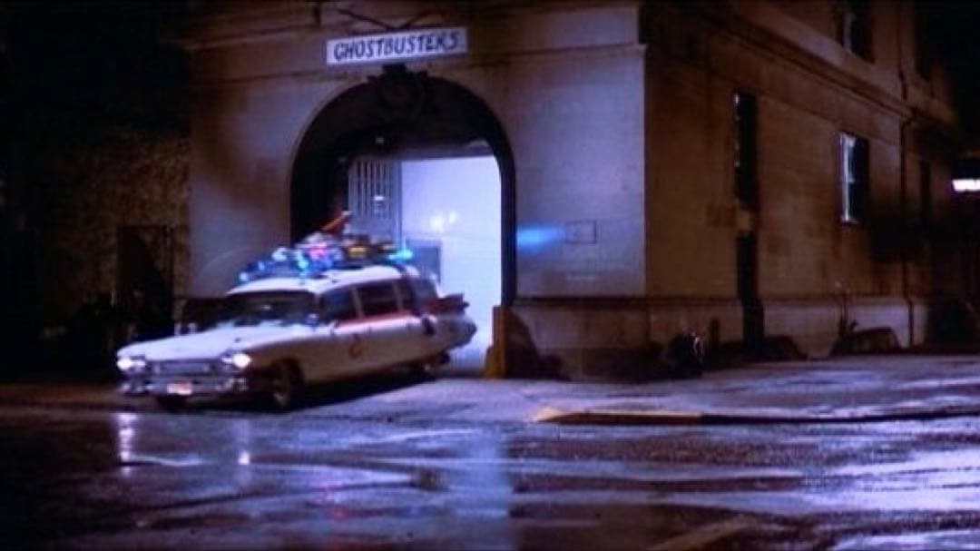 世界限定1984個 ゴーストバスターズ ライトアップスタチュー ファイアハウス
