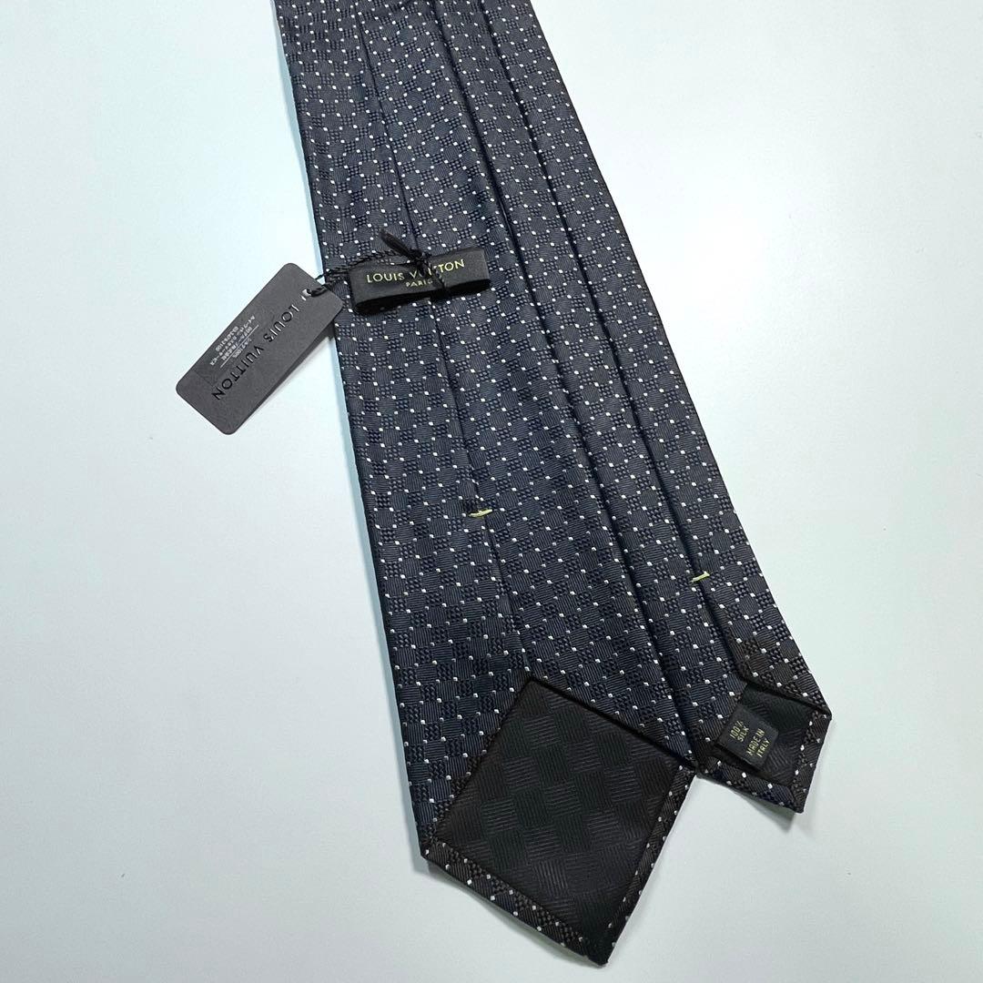 ✨未使用✨LOUIS VUITTON ルイヴィトン　ネクタイ　LVロゴ ドット