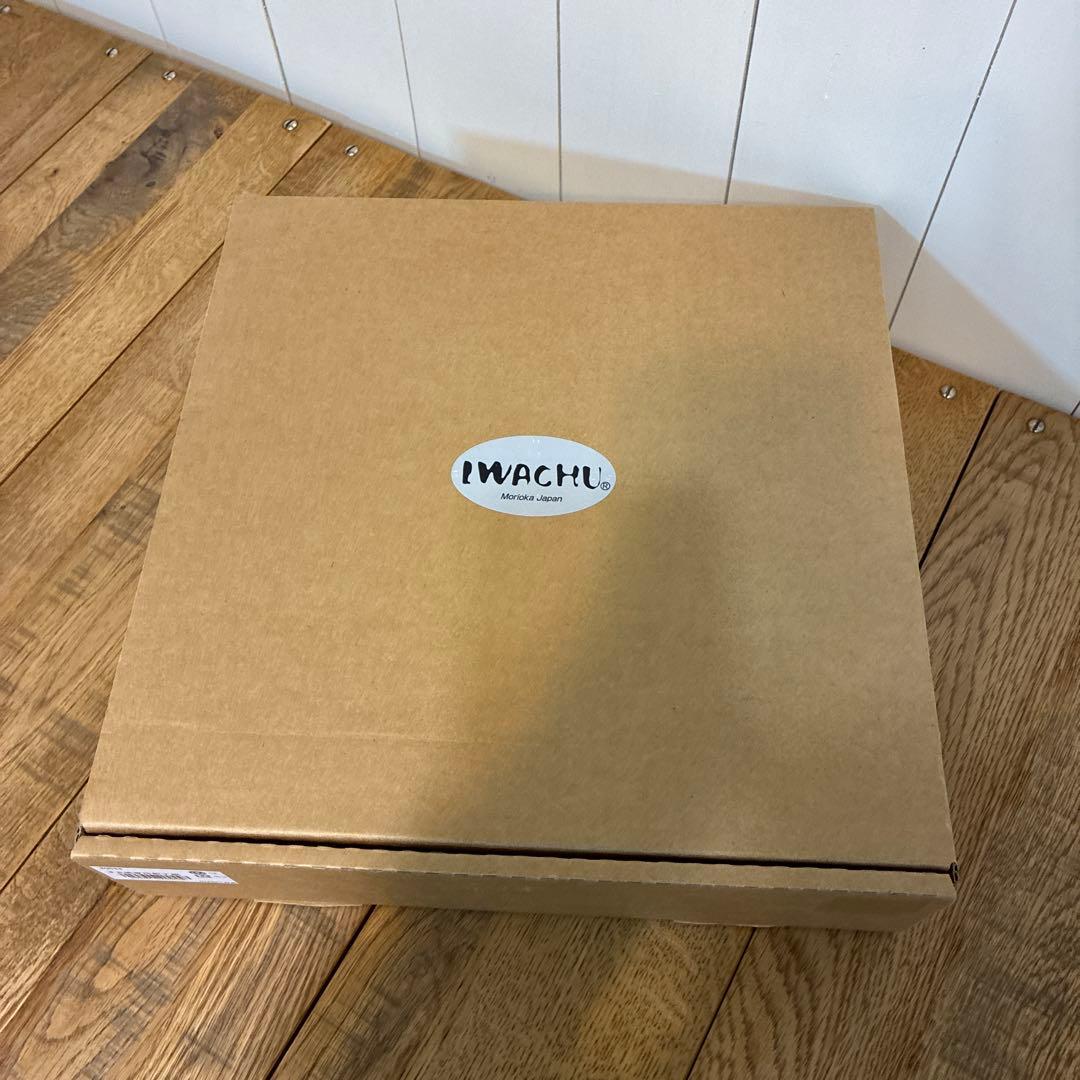 新品 IWACHU すき焼き兼用餃子鍋