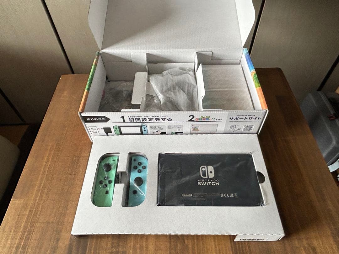 美品　Nintendo Switch あつまれどうぶつの森仕様
