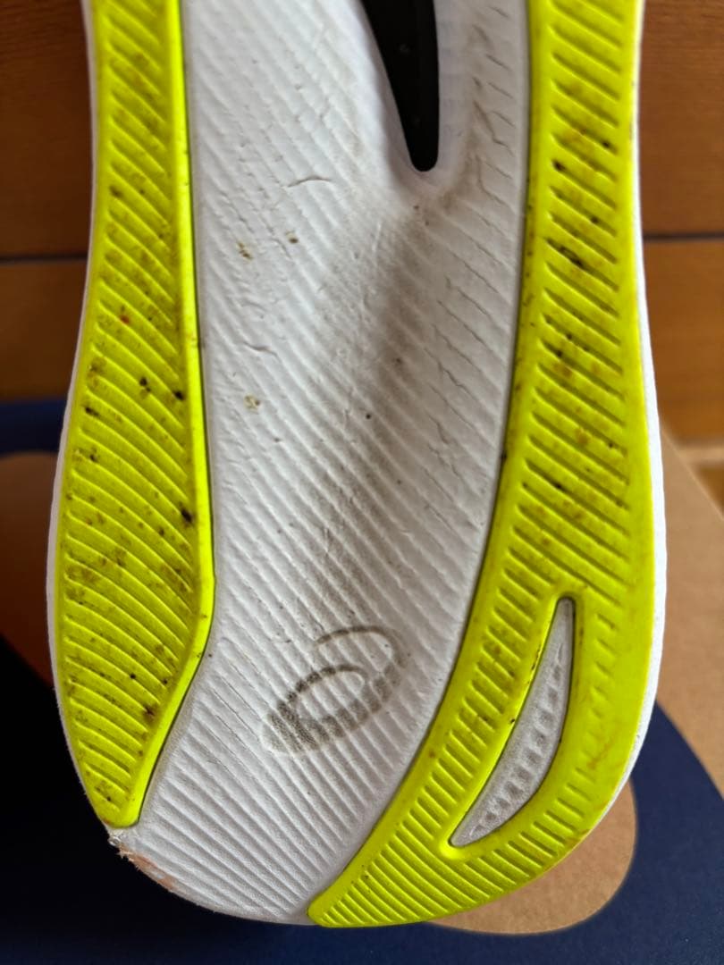 アシックス　マジックスピード3 28.5cm ランニングシューズ