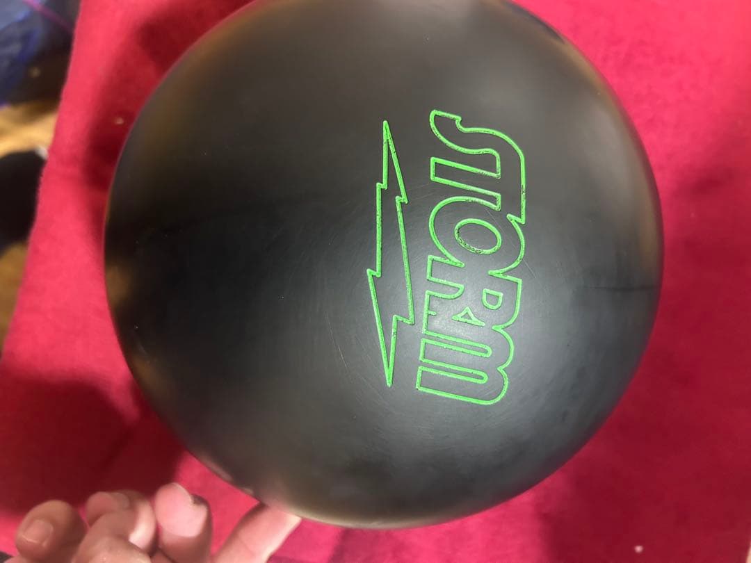 ボール STORM PITCH BLACK
